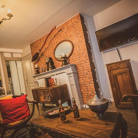 Repaire Du Sorcier Un Apartement Magique Troyes Esterno foto