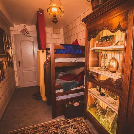 Repaire Du Sorcier Un Apartement Magique Troyes Esterno foto