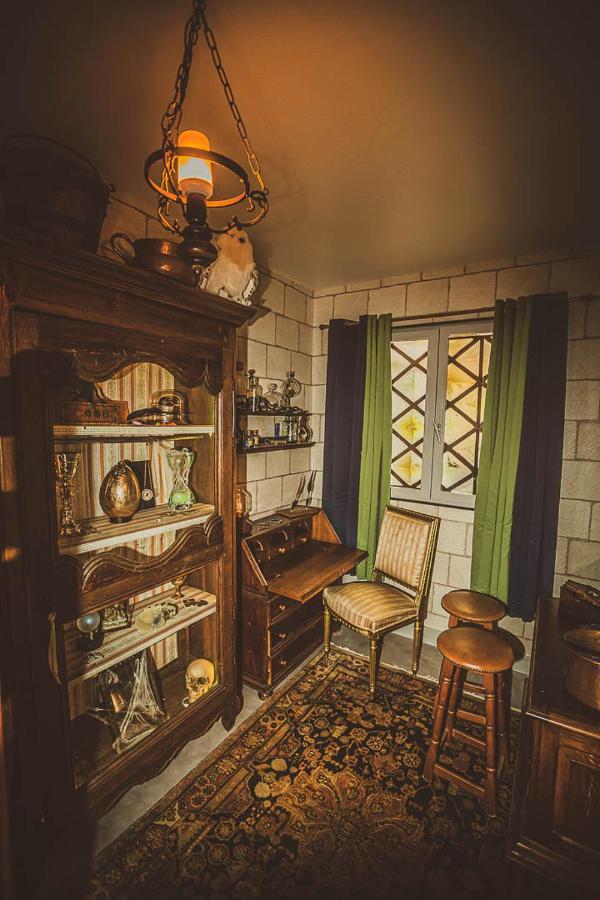 Repaire Du Sorcier Un Apartement Magique Troyes Esterno foto